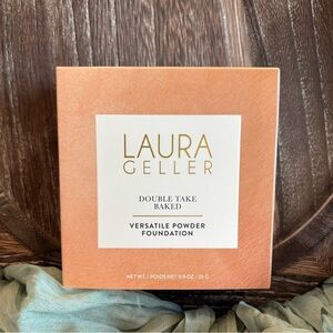 Laura Geller Double Take Baked Powder Foundation - Light
